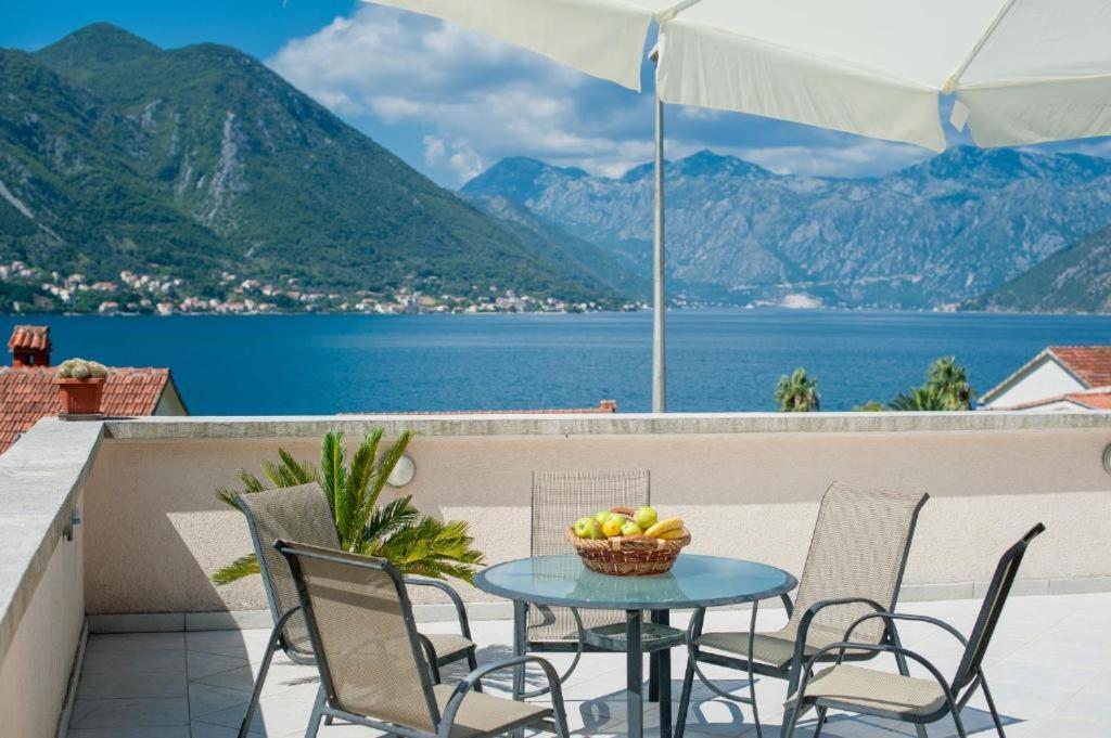 Majka Apartments Kotor Eksteriør bilde