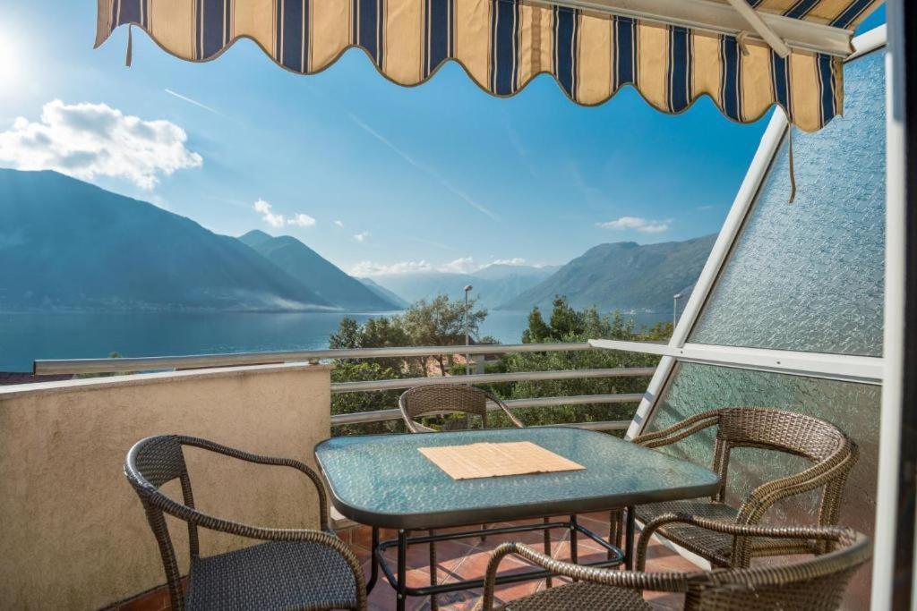 Majka Apartments Kotor Eksteriør bilde